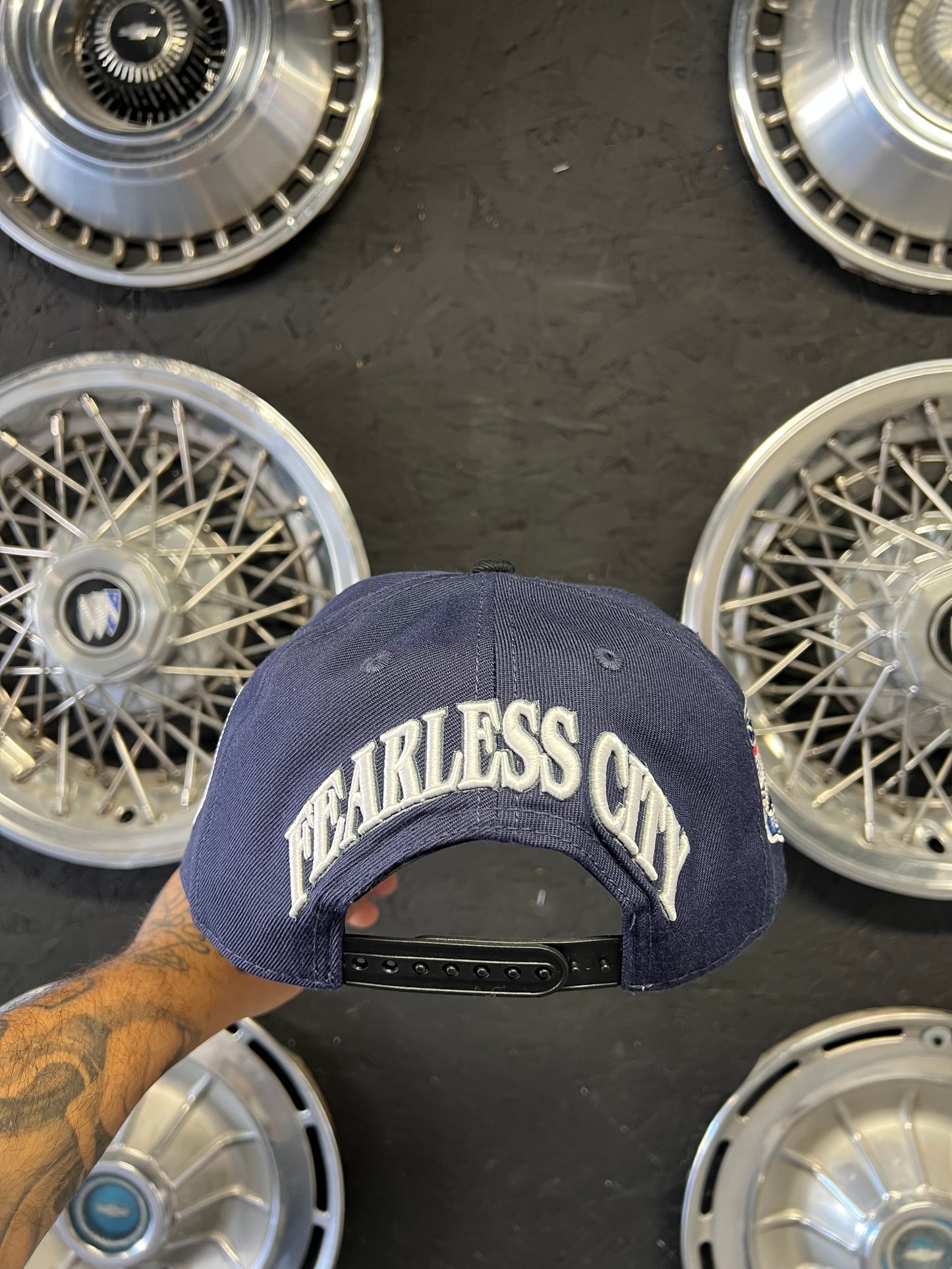 UNO NUEVE ZERO CUATRO