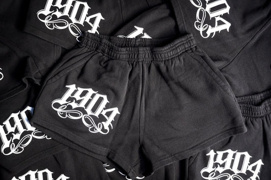 WOMEN’S 1904 SHORTS