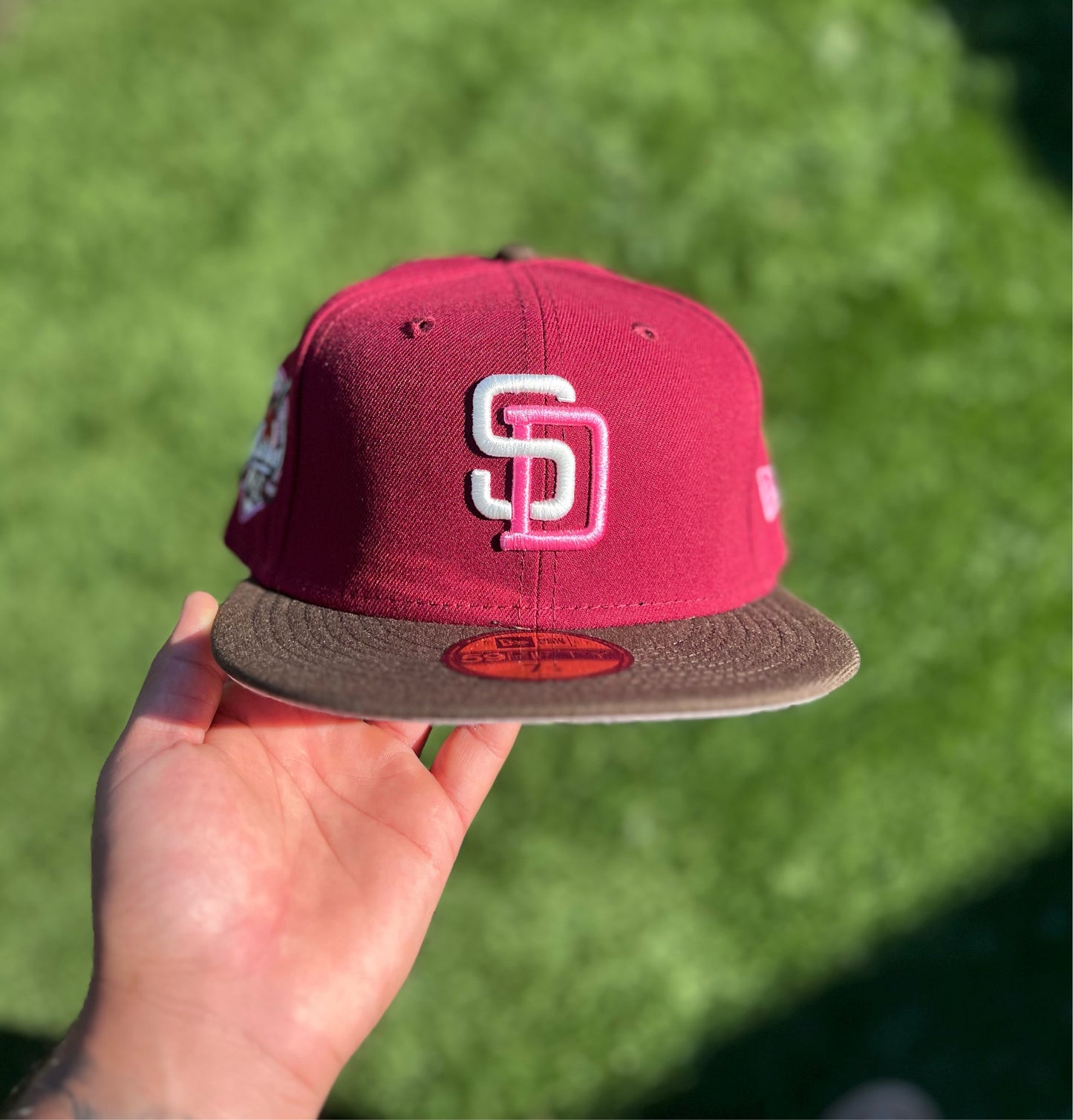 SAN DIEGO PADRES 40TH ANNIVERSARY PINK UV (WINE RED/MOCHA) – 1904collectives